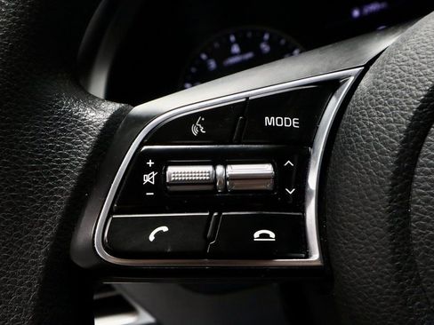 Used 2023 Kia Seltos LX image 26