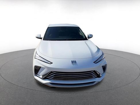 Used 2025 Buick Envista Preferred image 7