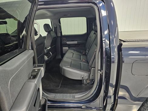 Used 2022 Ford F150 Lariat image 13