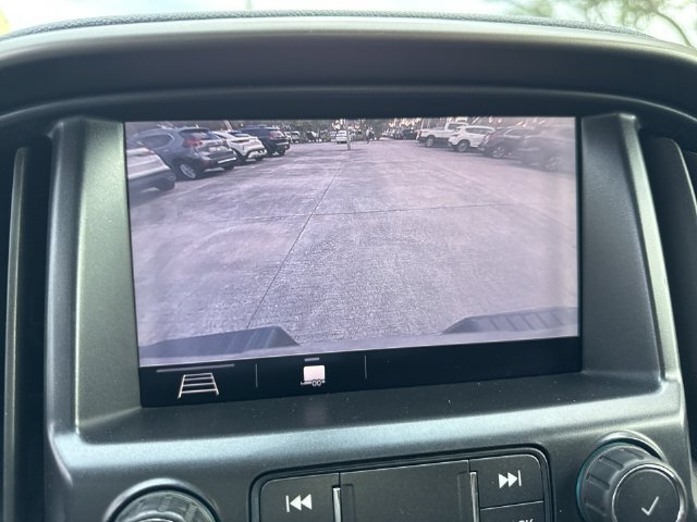 Used 2019 Chevrolet Colorado Z71 AWD/4WD image 17