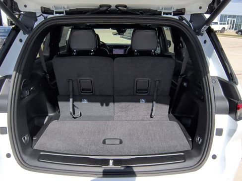 New 2025 Jeep Grand Cherokee L Limited image 50