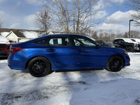 Used 2023 Honda Civic Sport image 12