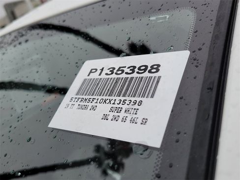 Used 2019 Toyota Tundra SR image 25