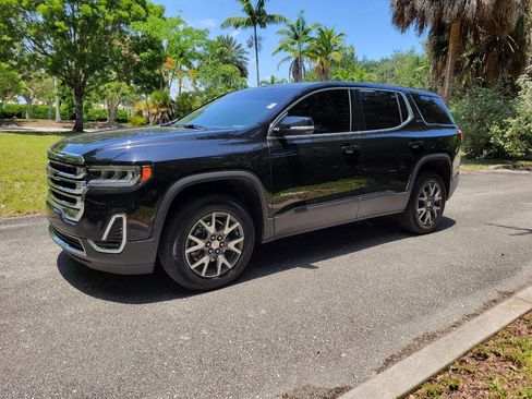 Used 2022 GMC Acadia SLE image 3