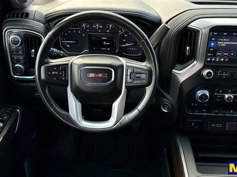 Used 2022 GMC Sierra 1500 Elevation w/ Preferred Package image 17