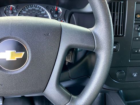 Used 2021 Chevrolet Express 2500 w/ Driver Convenience Package image 18