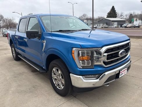 Used 2021 Ford F150 XLT w/ Equipment Group 302A High AWD/4WD image 4