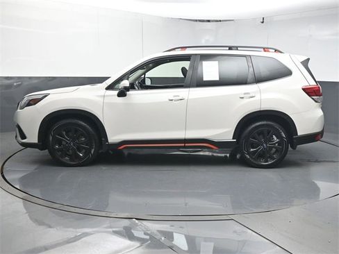 Used 2022 Subaru Forester Sport image 5