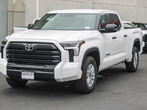 New 2026 Toyota Tundra SR5 RWD image 3