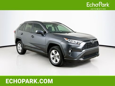 Used 2020 Toyota RAV4 XLE image 1