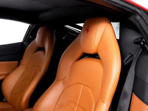 Certified 2018 Ferrari 488 GTB RWD image 22