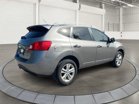 Used 2013 Nissan Rogue SV AWD/4WD image 3