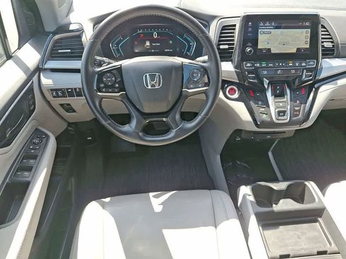 Used 2023 Honda Odyssey Touring image 21