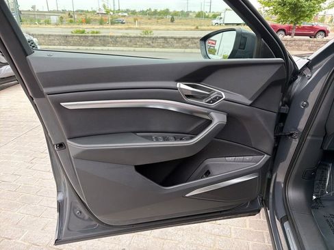 Used 2024 Audi Q8 e-tron Prestige w/ Prestige Package AWD/4WD image 10