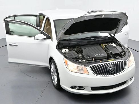 Used 2013 Buick LaCrosse Leather FWD image 40