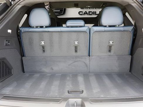 New 2025 Cadillac Escalade IQ Luxury 2 w/ LPO, Radiant Package image 27