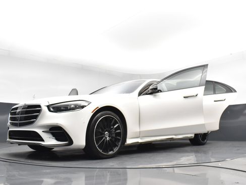 Used 2023 Mercedes-Benz S 500 4MATIC image 33