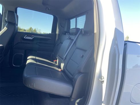 Certified 2022 Chevrolet Silverado 1500 RST image 25