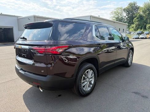 Used 2023 Chevrolet Traverse LT AWD/4WD image 5