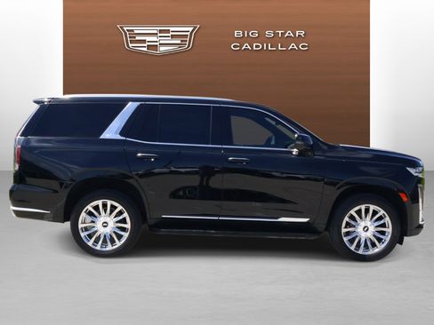 Used 2023 Cadillac Escalade Premium Luxury AWD/4WD image 6