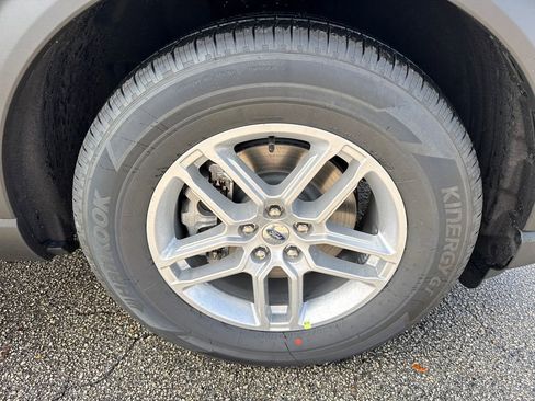 New 2026 Ford Explorer Active image 10