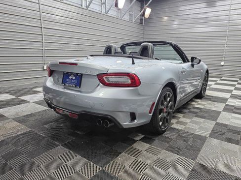 Used 2018 FIAT 124 Spider Abarth w/ Convenience Group RWD image 4