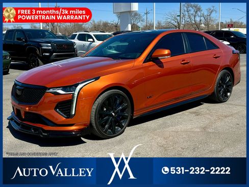 Used 2022 Cadillac CT4 V w/ Technology Package image 3