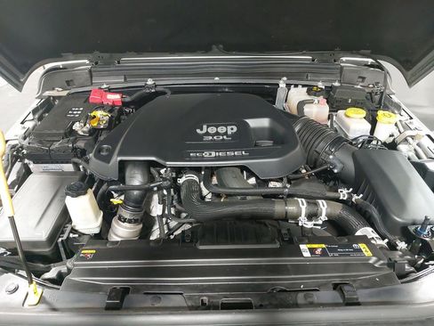 Used 2022 Jeep Wrangler Unlimited Sport AWD/4WD image 29