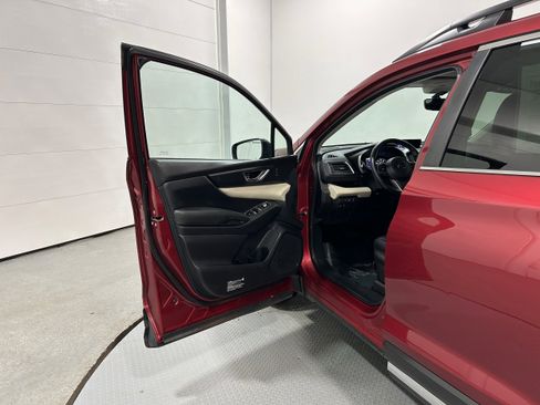 Used 2021 Subaru Ascent Limited image 21