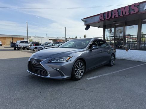 Used 2019 Lexus ES 350 w/ Premium Package image 7