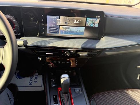 Used 2025 Nissan Kicks SR FWD image 14
