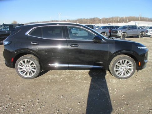 New 2026 Buick Envision Avenir image 3