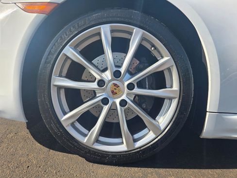 Used 2017 Porsche 718 Boxster RWD image 25