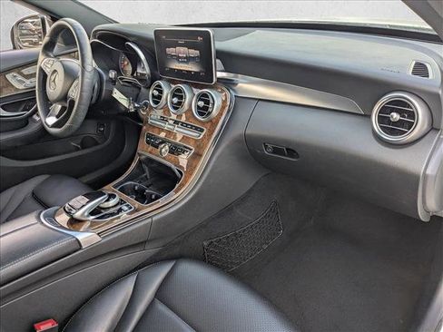 Used 2018 Mercedes-Benz C 300 4MATIC Sedan image 22