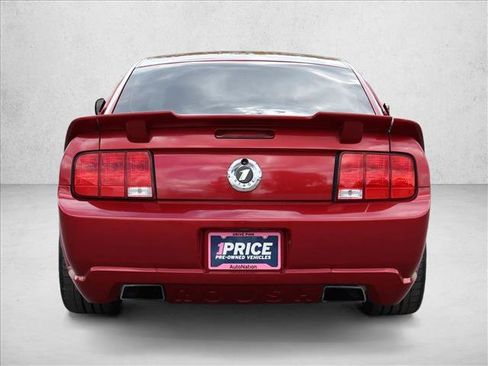 Used 2006 Ford Mustang GT RWD image 6