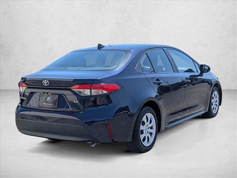 Used 2023 Toyota Corolla LE FWD image 5