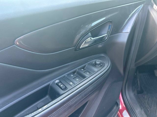 Used 2019 Buick Encore Preferred AWD/4WD image 10