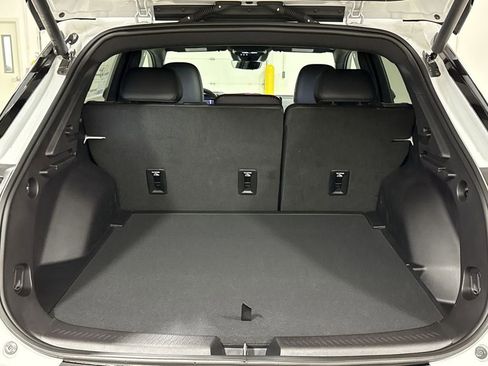 New 2026 Chevrolet Equinox EV LT w/ Convenience Package II image 24