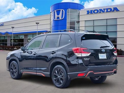 Used 2023 Subaru Forester Sport image 4