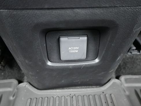 Used 2025 Toyota Grand Highlander AWD Hybrid image 18