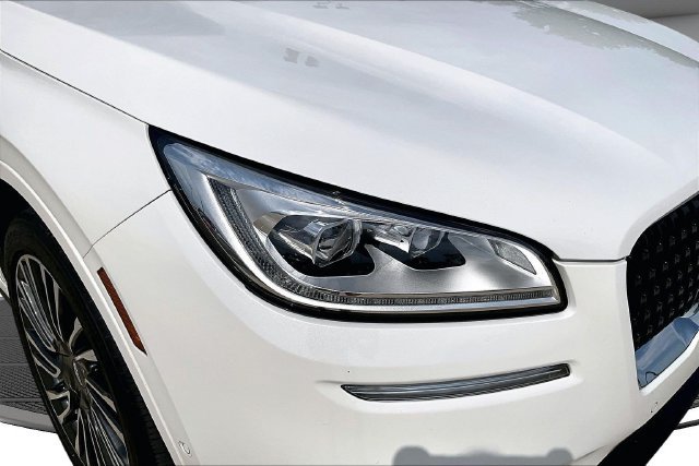 Used 2022 Lincoln Corsair Reserve w/ Equipment Group 201A AWD/4WD image 32
