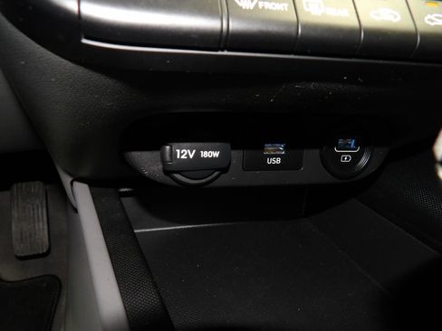 Used 2022 Hyundai Elantra SEL FWD image 17