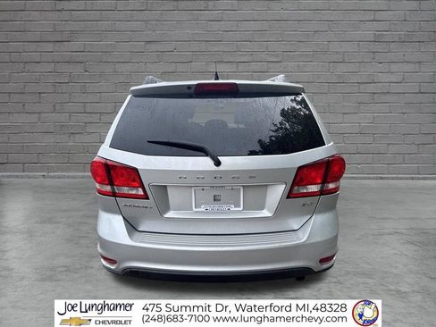 Used 2013 Dodge Journey SXT FWD image 4