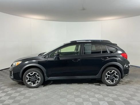 Used 2017 Subaru Crosstrek 2.0i Premium w/ Popular Package #2 AWD/4WD image 8