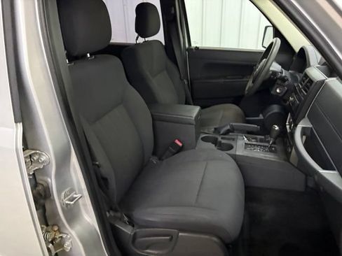 Used 2011 Jeep Liberty Sport AWD/4WD image 23