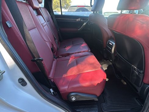 Used 2022 Lexus GX 460 Premium image 26