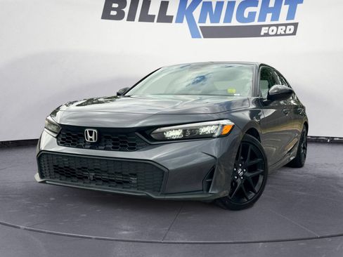 Used 2025 Honda Civic Sport image 1