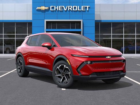 New 2026 Chevrolet Equinox EV LT image 7