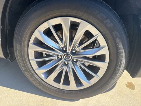 Certified 2025 MAZDA CX-90 3.3 Turbo w/ Select Package image 16