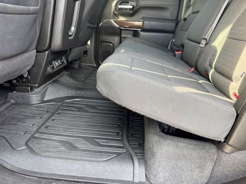 Used 2020 GMC Sierra 1500 Elevation w/ Elevation Value Package image 20